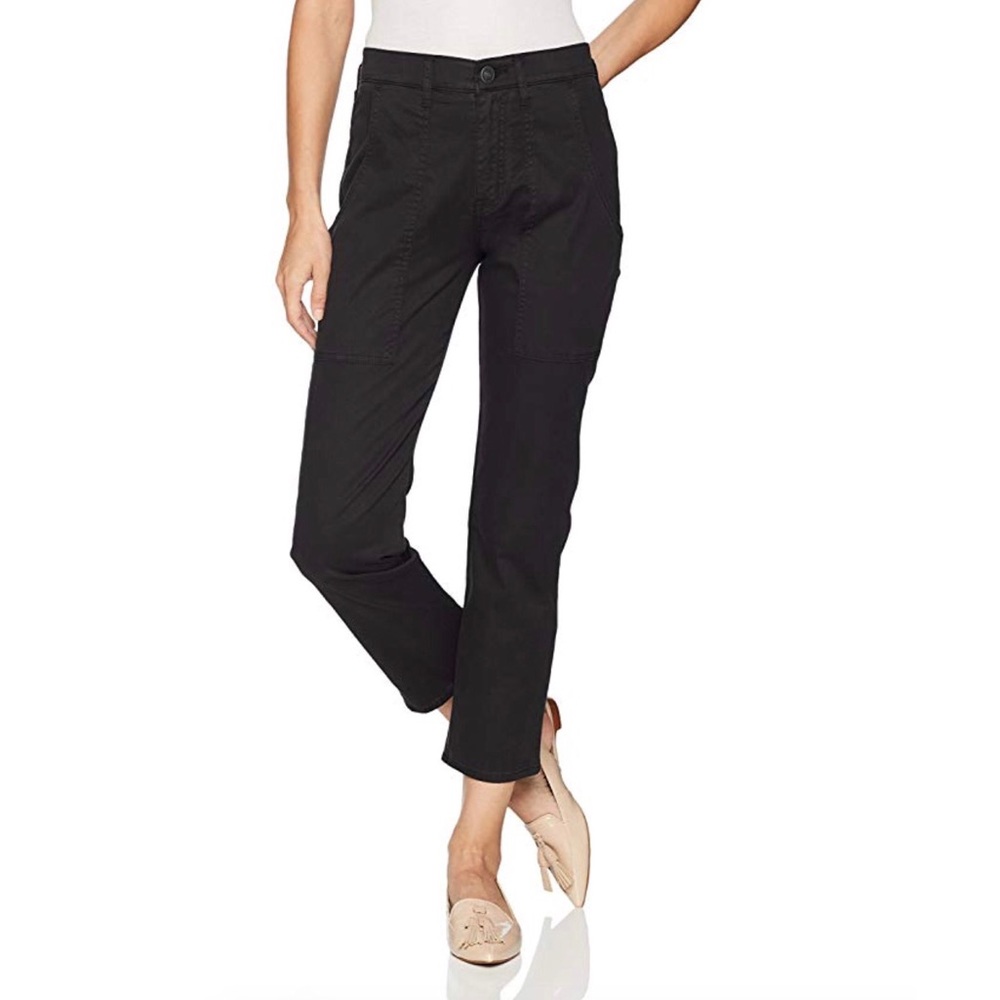 The Leverage High Rise Ankle Cargo Pants